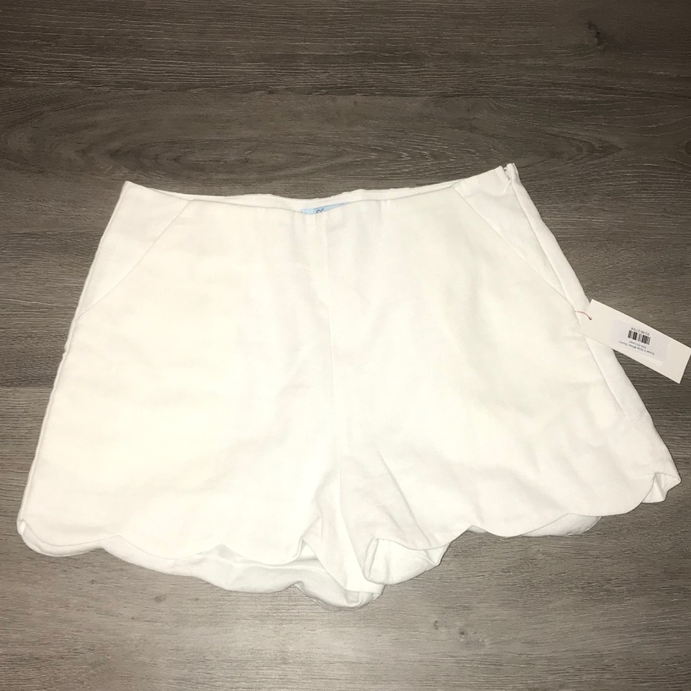 She + Sky white lined linen short scalloped hem